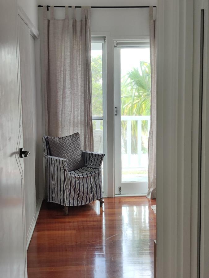 Eugarie Seaside Guesthouse ماركولا المظهر الخارجي الصورة
